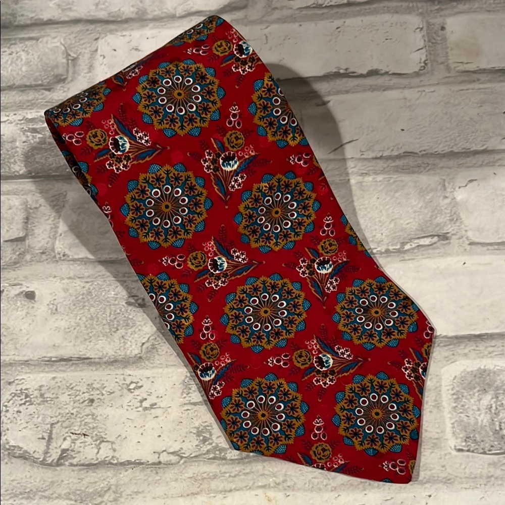 Vibrant Red Patterned Tie vintage Halston 100% silk mens tie formal